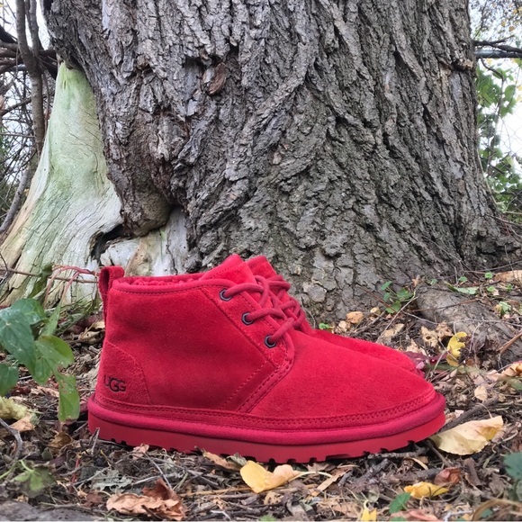 UGG Red Neumel Ankle Boots Size 6 - Picture 1 of 9